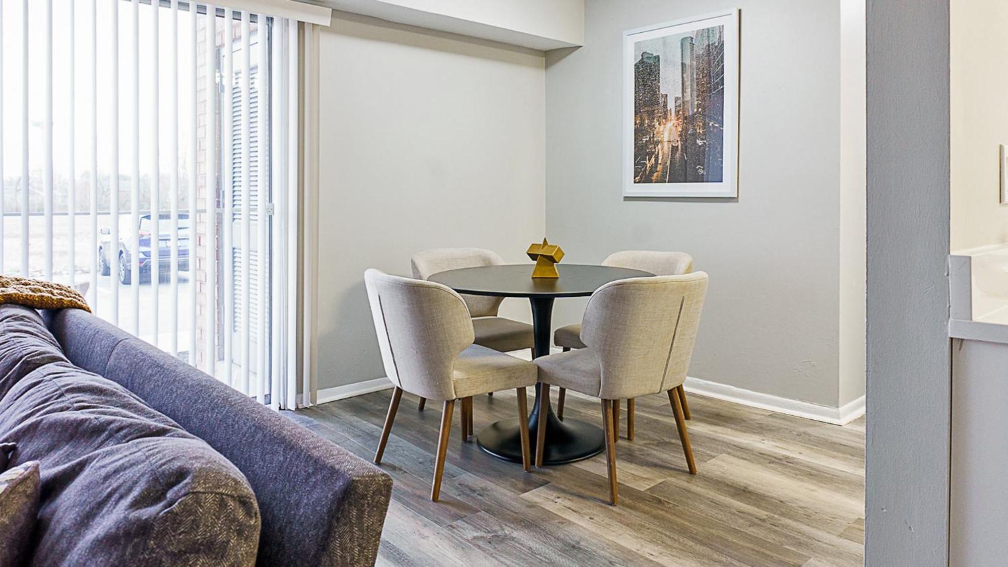 إنديانابوليس Fountain Parc Apartments By Barsala الغرفة الصورة